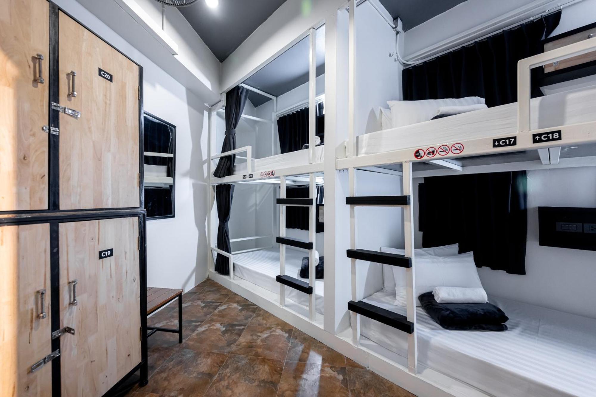Vibes Hostel Bangkok Zewnętrze zdjęcie