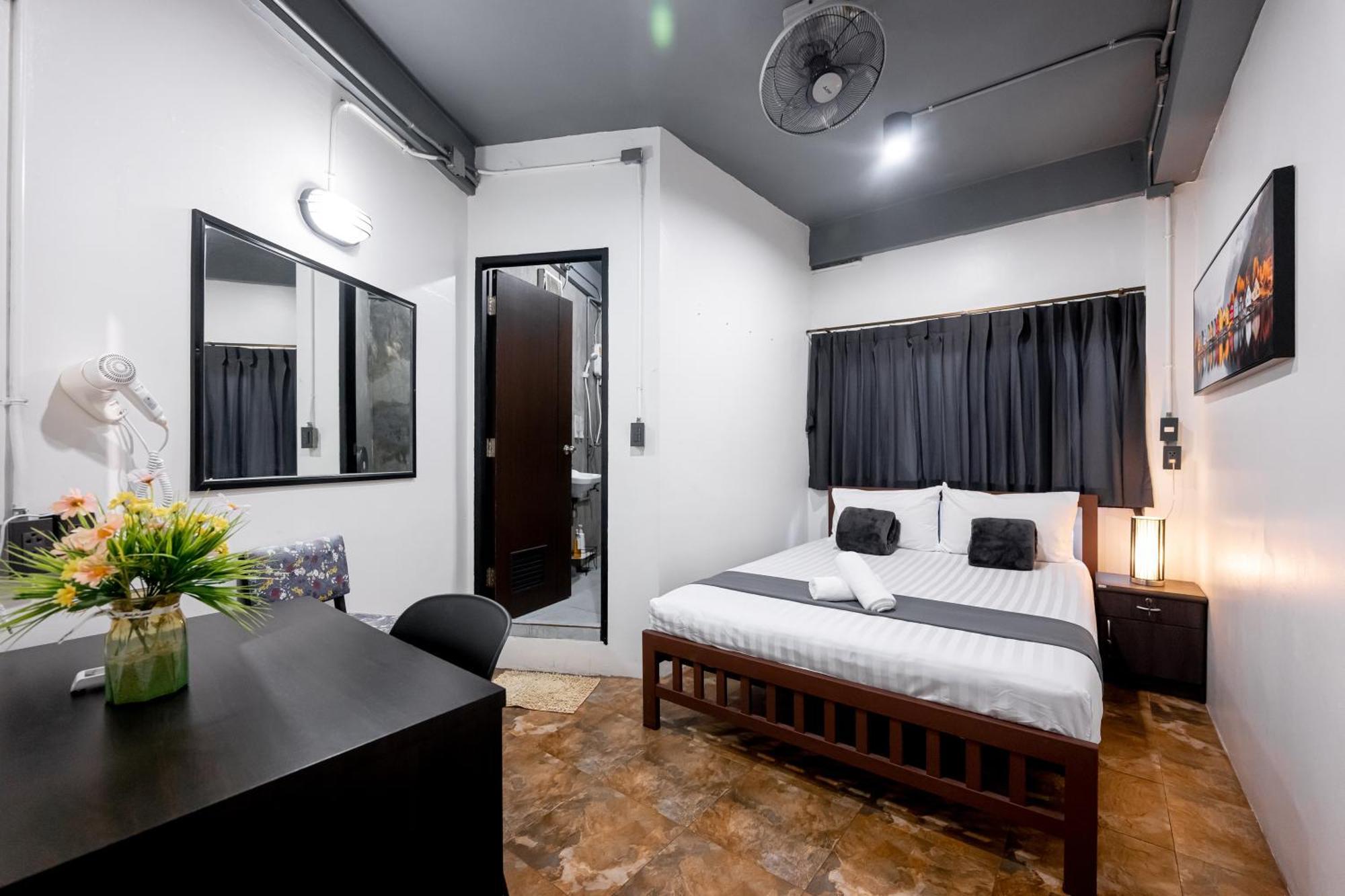 Vibes Hostel Bangkok Zewnętrze zdjęcie