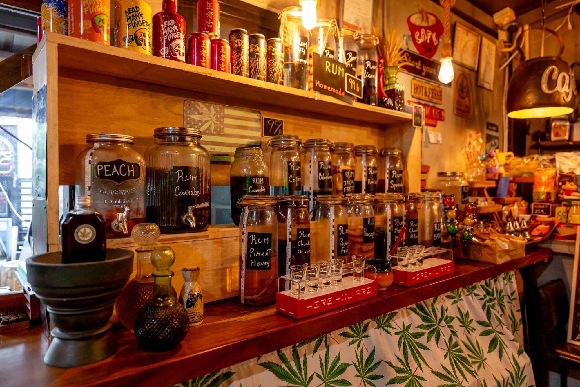 Vibes Hostel Bangkok Zewnętrze zdjęcie