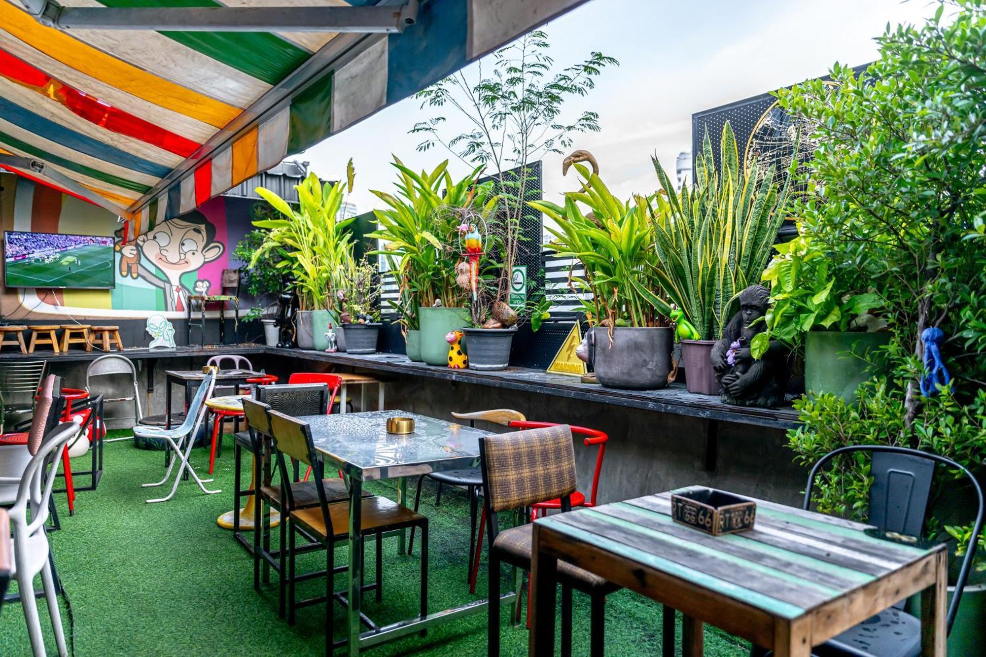 Vibes Hostel Bangkok Zewnętrze zdjęcie