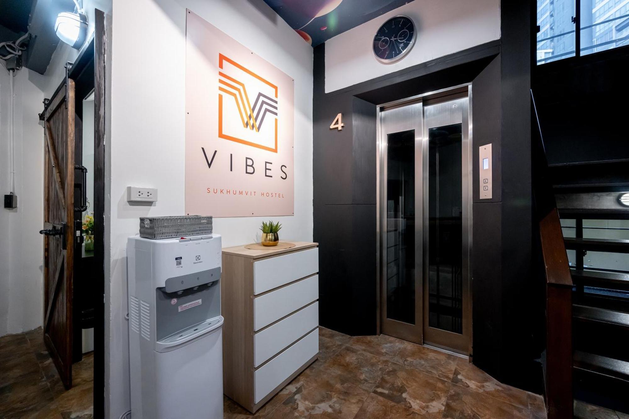 Vibes Hostel Bangkok Zewnętrze zdjęcie
